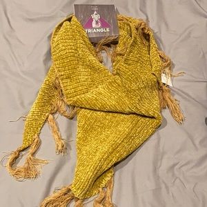 Triangle Scarf